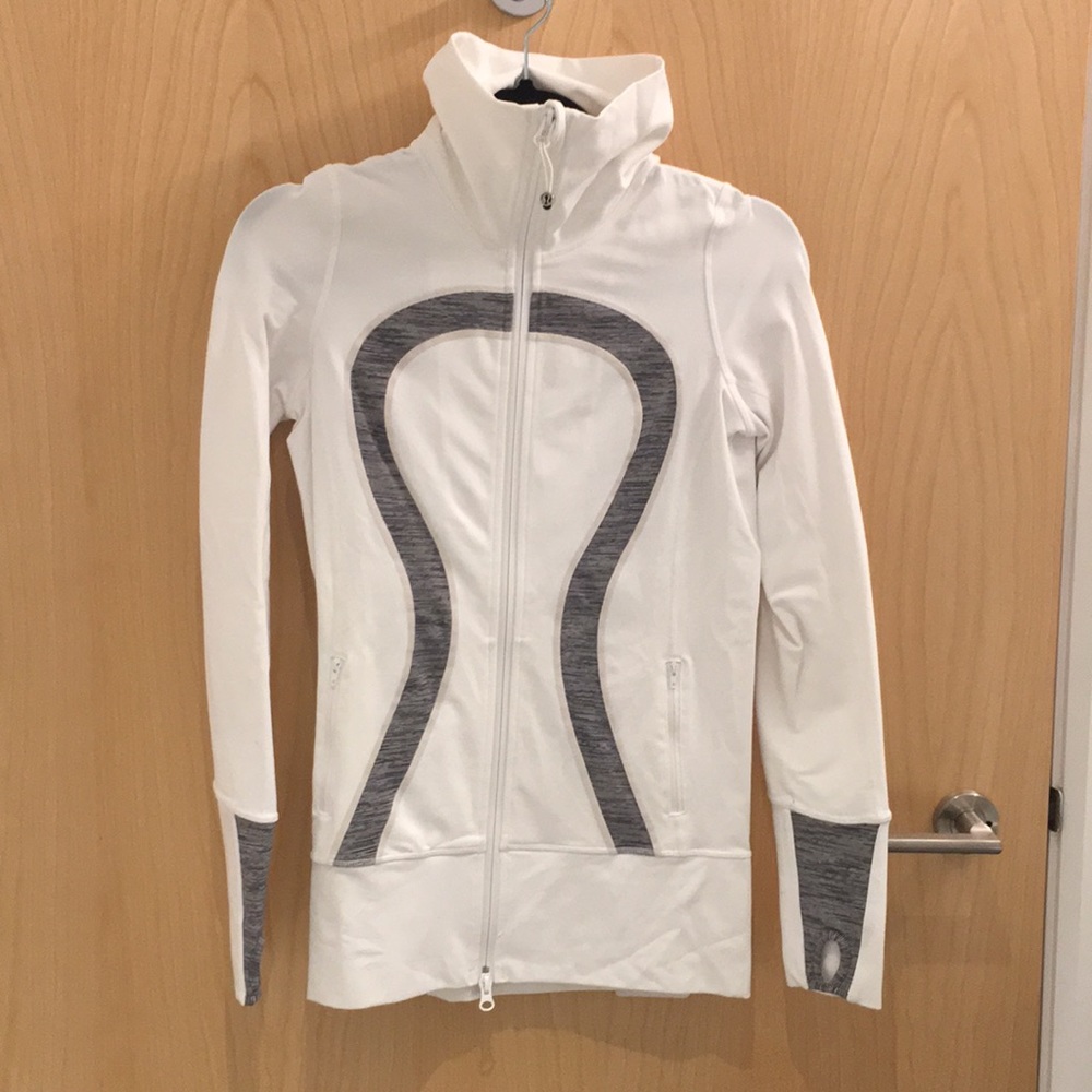 Lululemon Stride Jacker - never been worn!